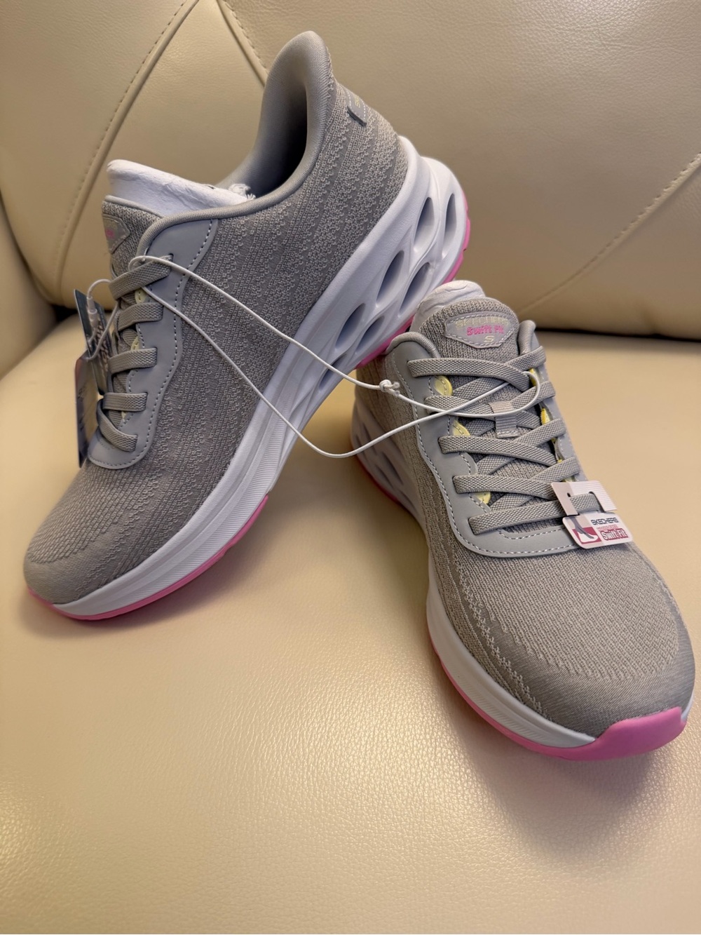 Skechers Women’s Light Gray Athletic Sneakers with Pink Accents - Picture 8 of 8
